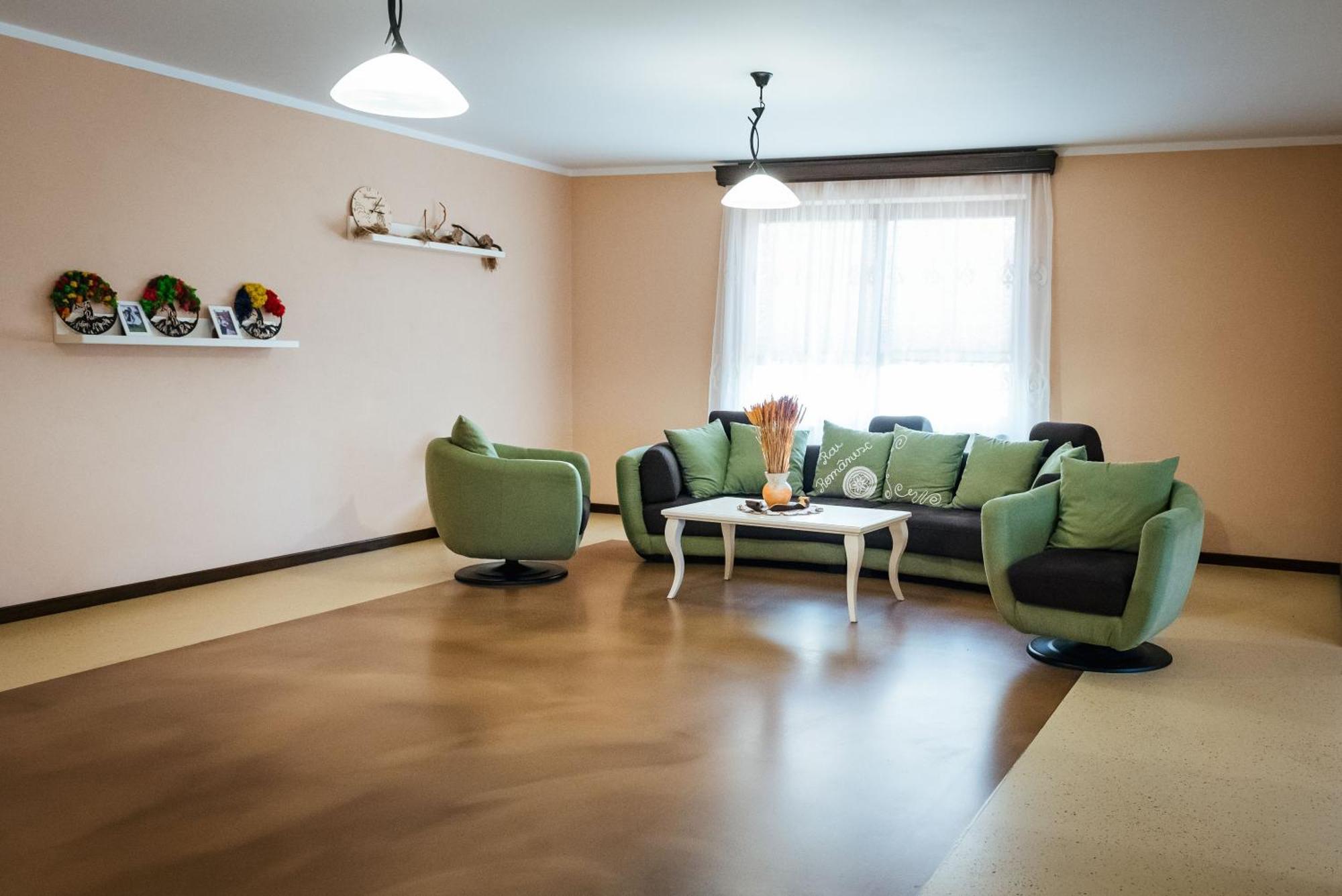 Rai Romanesc Sălişte Bagian luar foto